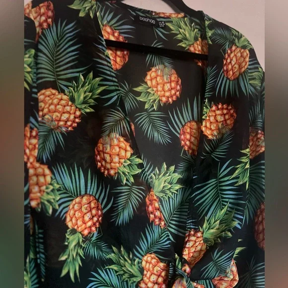 Boohoo Women’s size 16 Tropical Pineapple Print Cover-Up - Picture 6 of 11